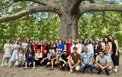 Гуманитарно — трудовая миссия «Ливадия» Гуманитарно — трудовая миссия «Ливадия»