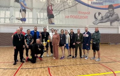 Соревнования по волейболу